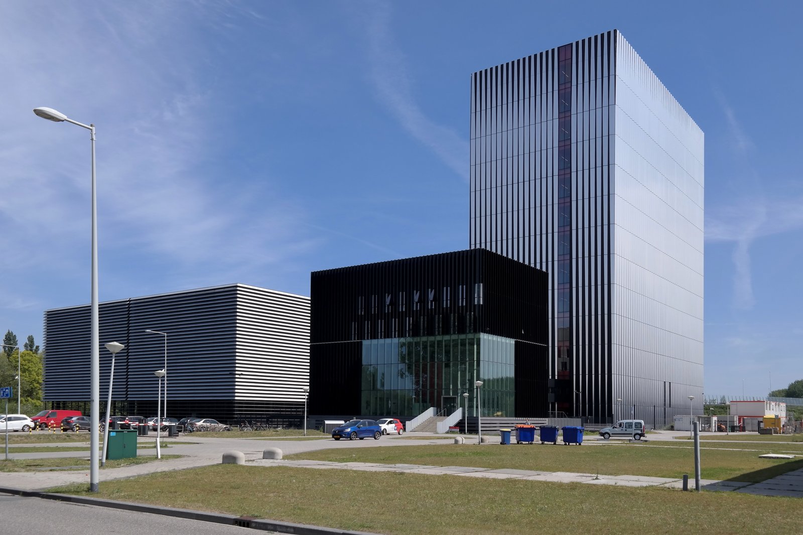 Data centre and server infrastructure